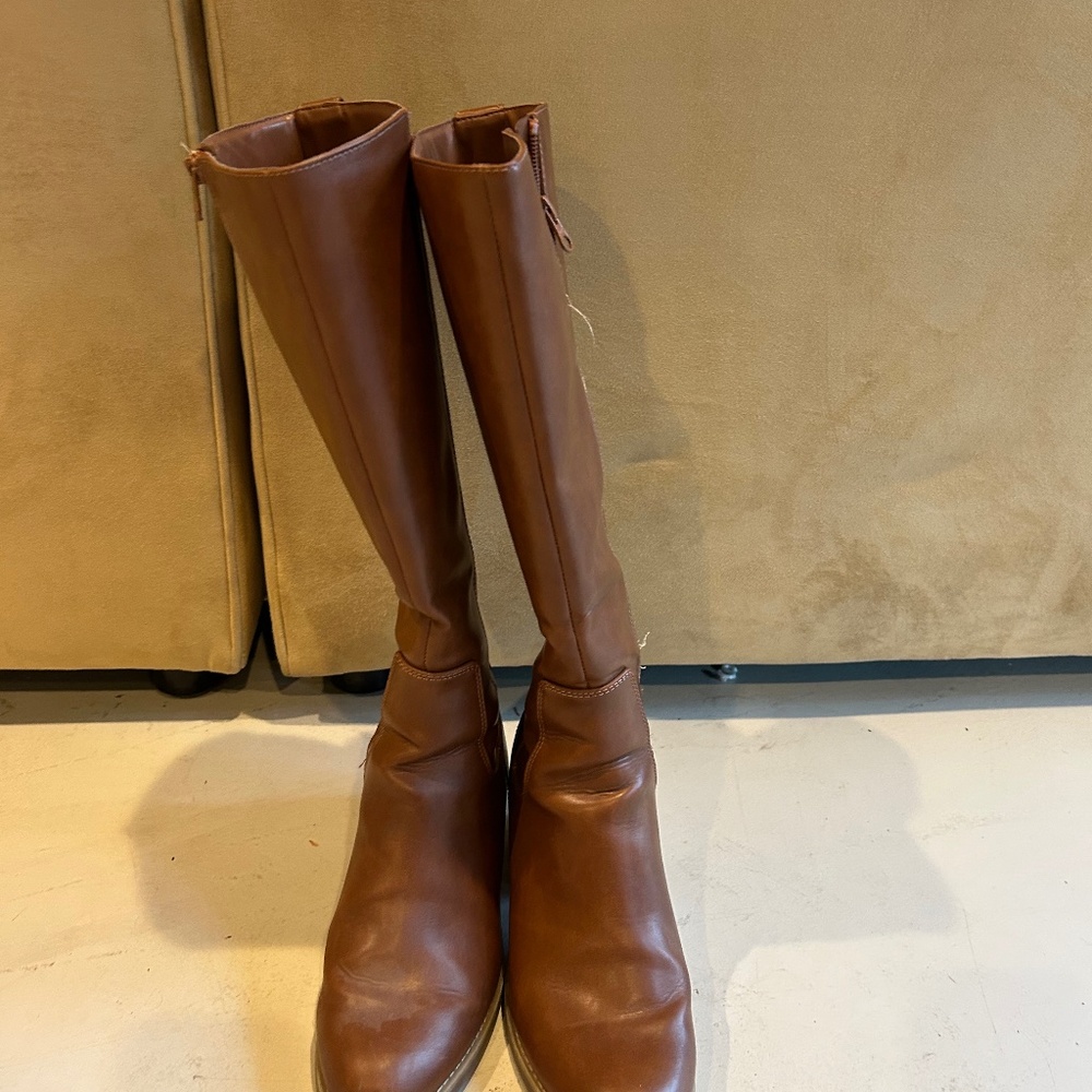 Fall boots - size 9